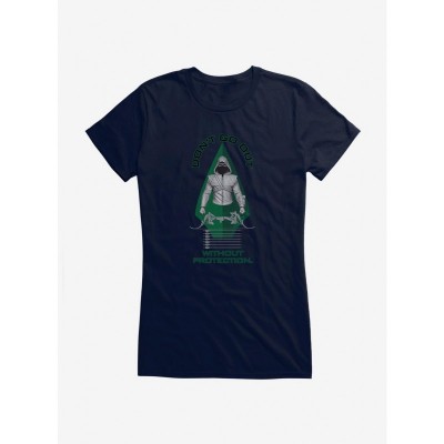 DC Comics Arrow Protective Girls Junior T-Shirt