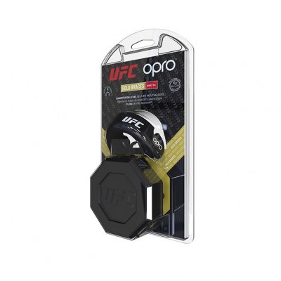 OPRO Gold Braced Mouth Guard, Black/Silver, Ideal for Combat Sports Wearers